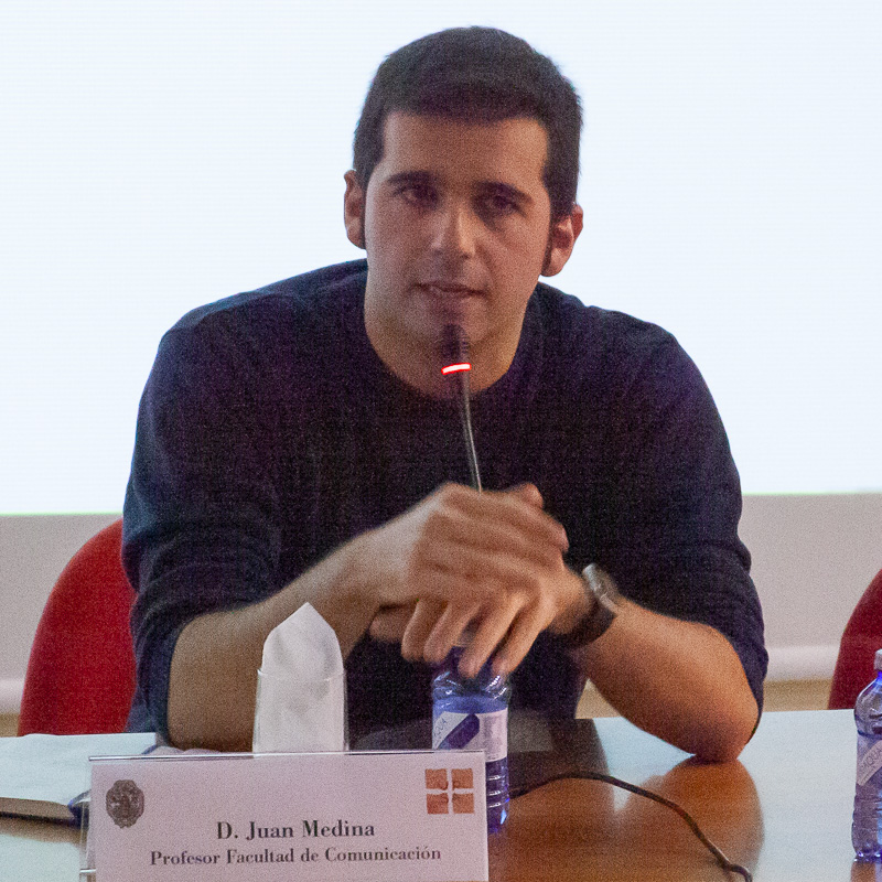 Juan Medina. Profesor Máster Guion.
